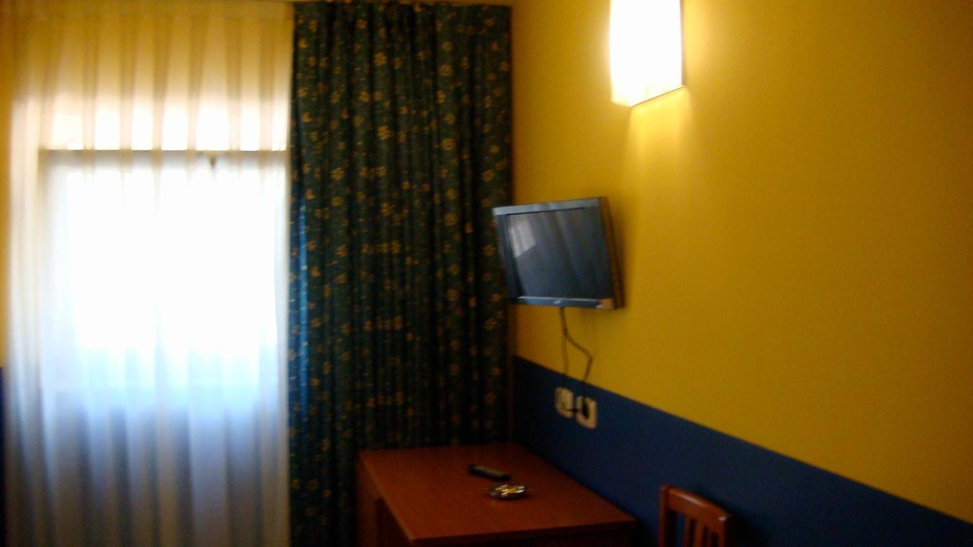 Hotel Blauet By Bossh Hotels El Prat de Llobregat Dış mekan fotoğraf
