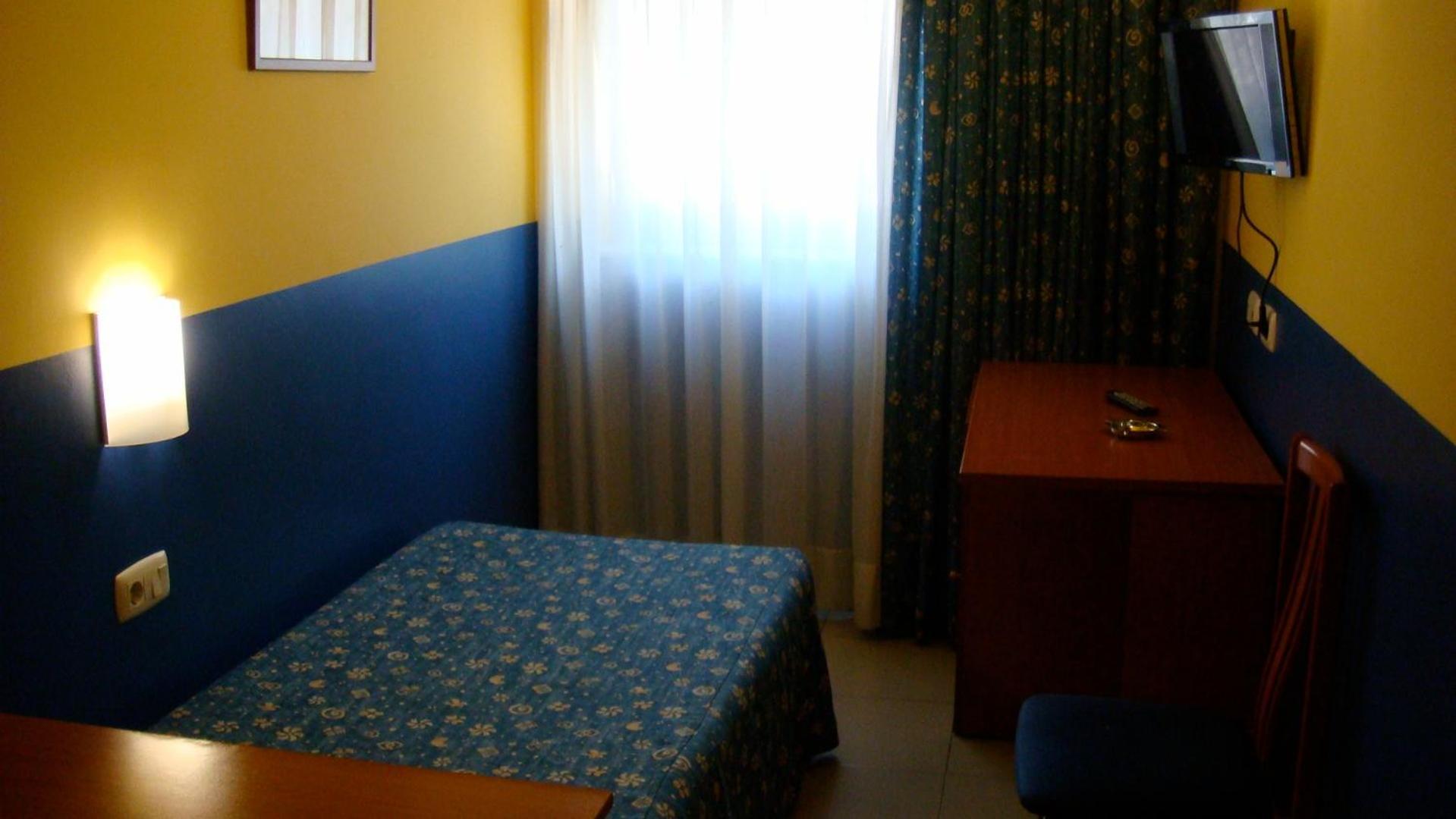 Hotel Blauet By Bossh Hotels El Prat de Llobregat Dış mekan fotoğraf