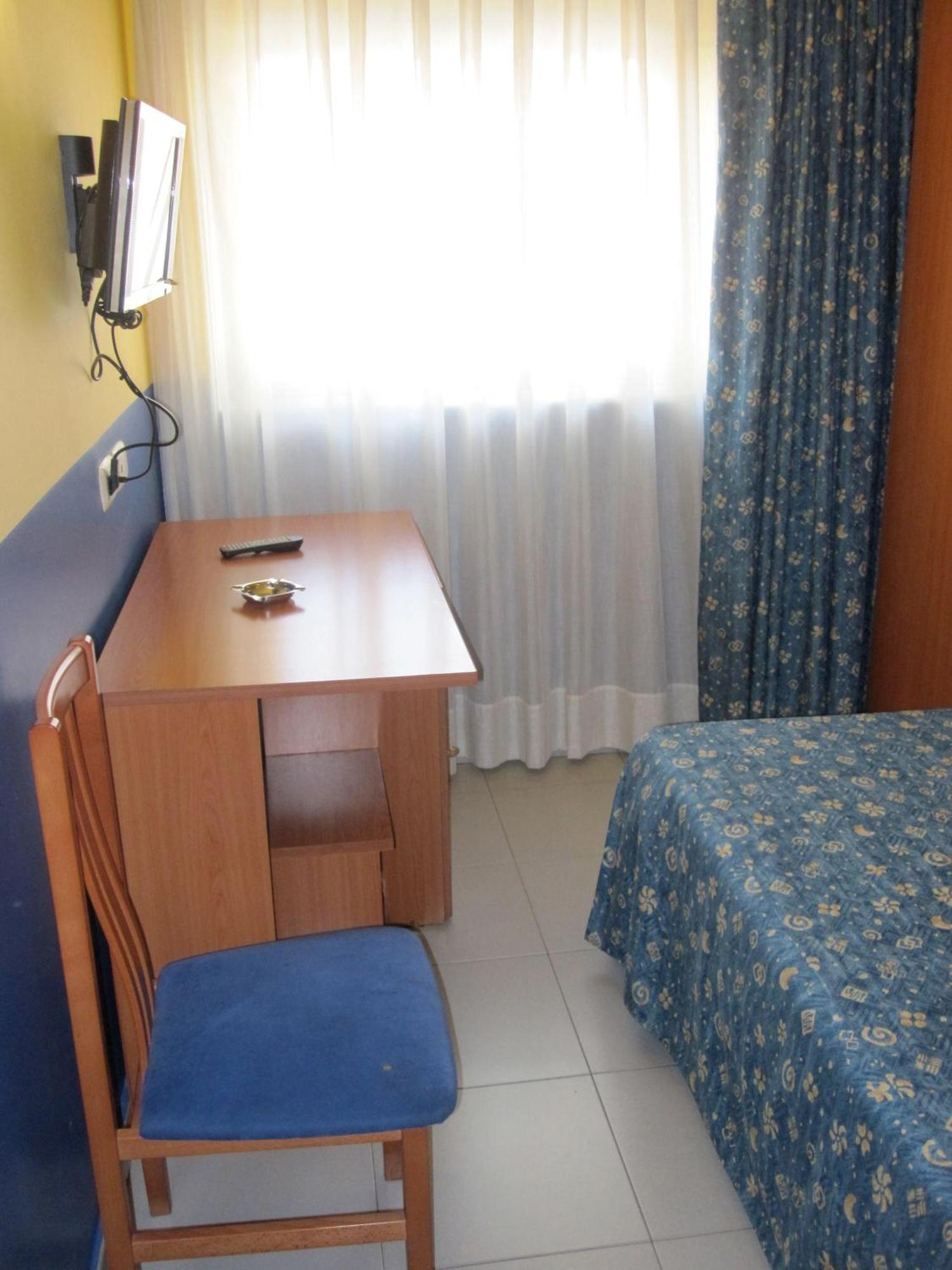 Hotel Blauet By Bossh Hotels El Prat de Llobregat Dış mekan fotoğraf